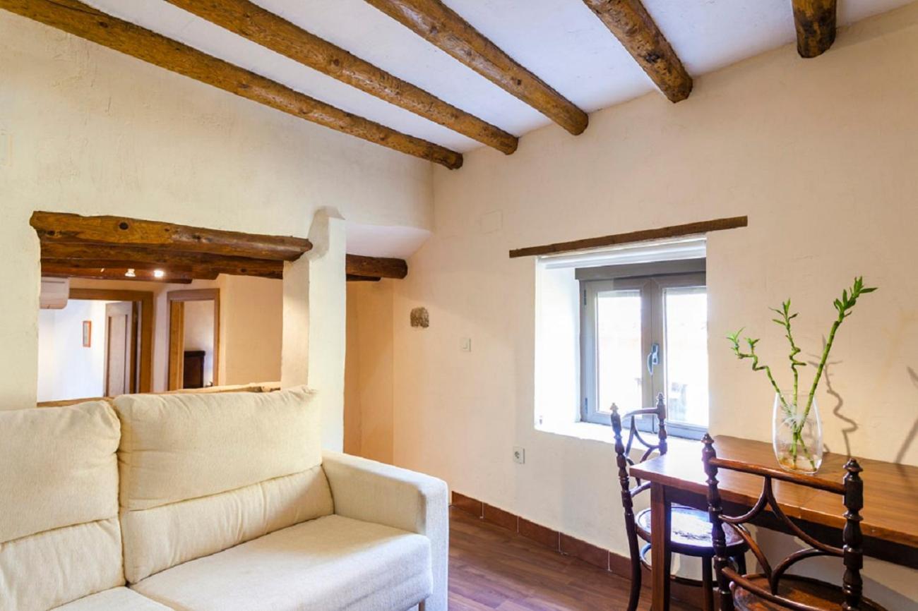 Apartamentos Casa Samper Santa Eulalia de Gállego Δωμάτιο φωτογραφία