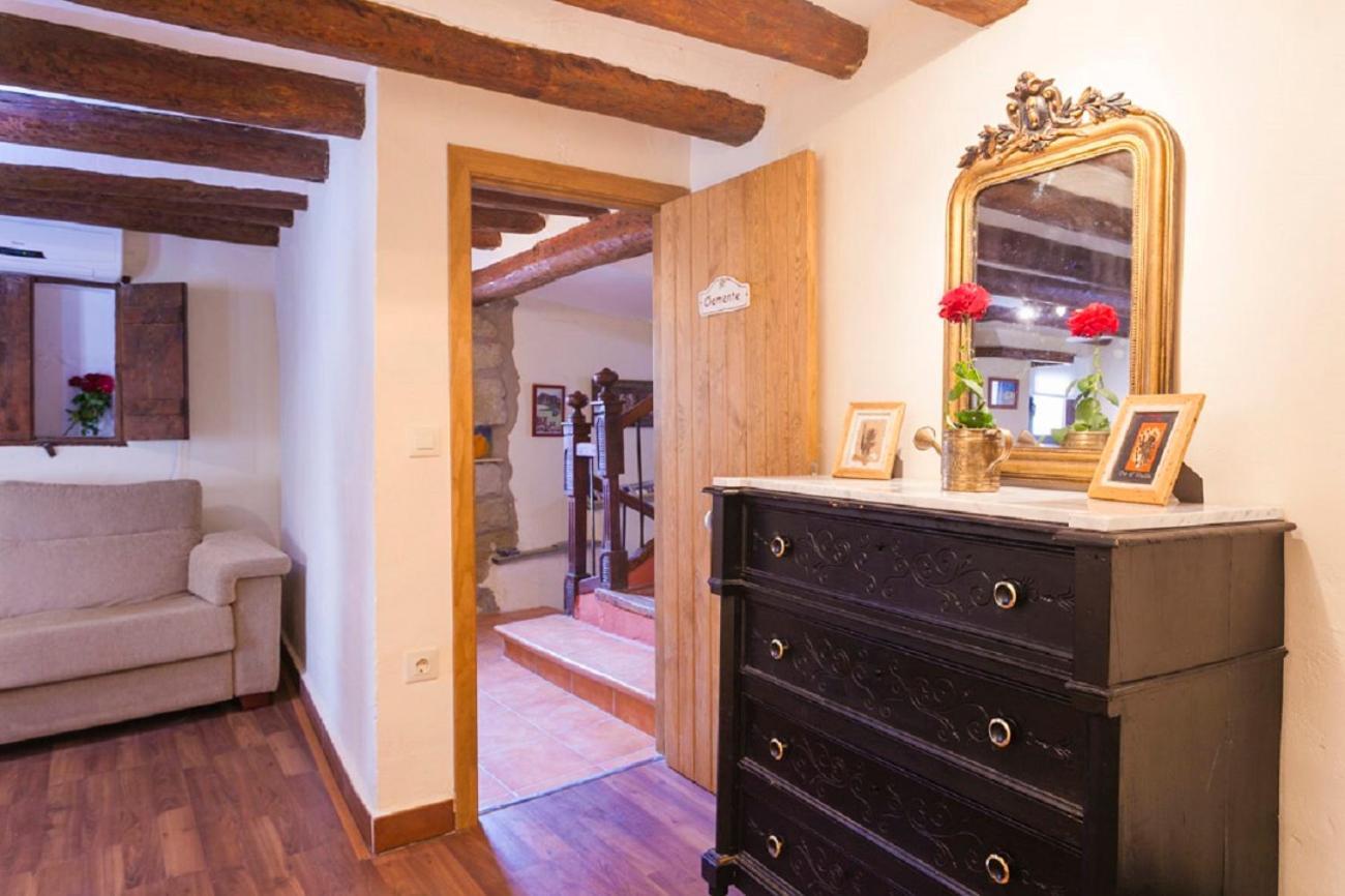 Apartamentos Casa Samper Santa Eulalia de Gállego Δωμάτιο φωτογραφία